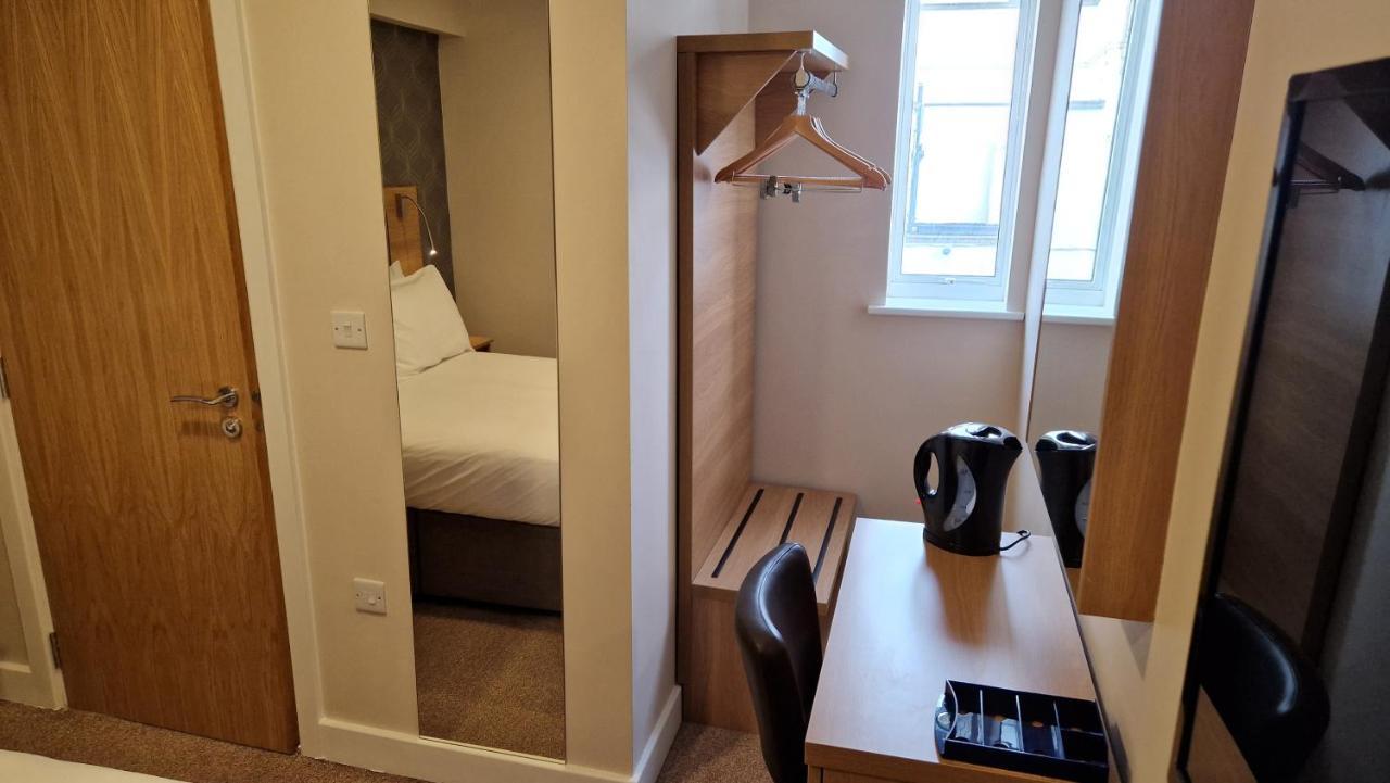 Best Western Northfields Ealing Hotel London Kültér fotó